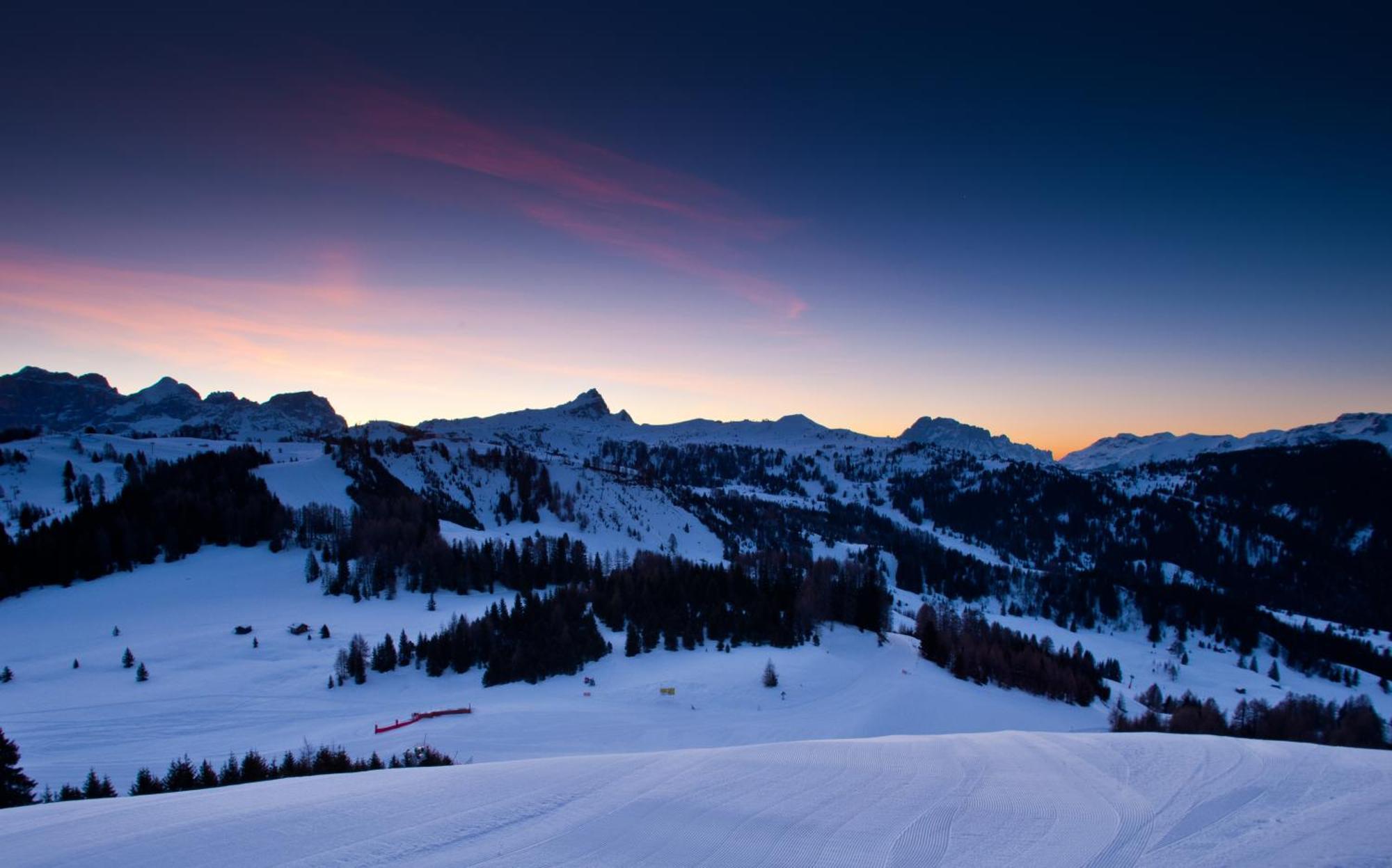Hotel Miramonti Corvara エクステリア 写真